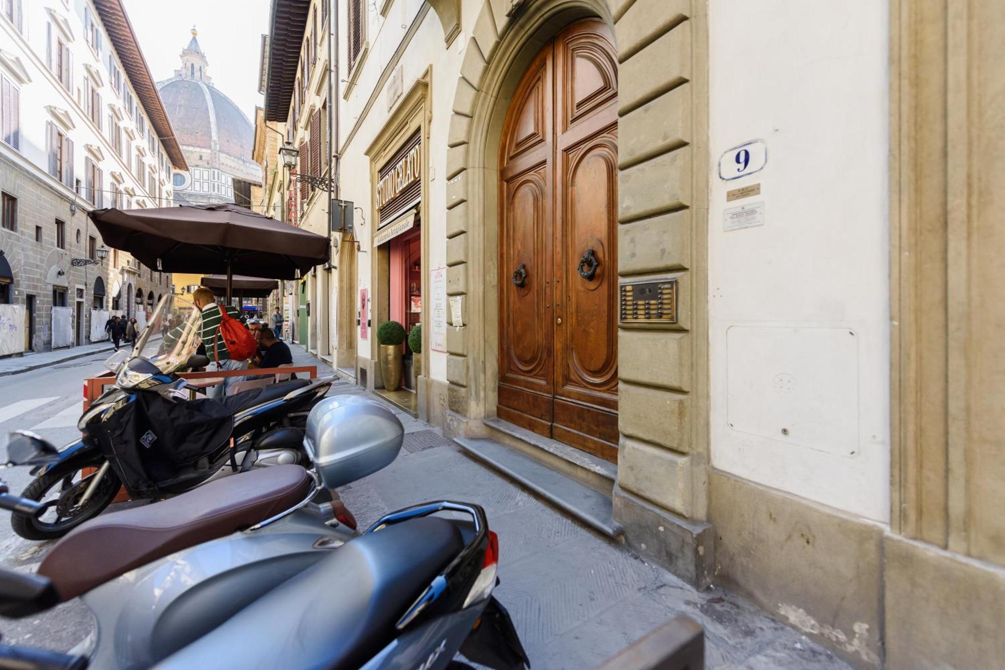 Cozy & Charming Florentine Hideaway By Oteego Firenze Eksteriør billede